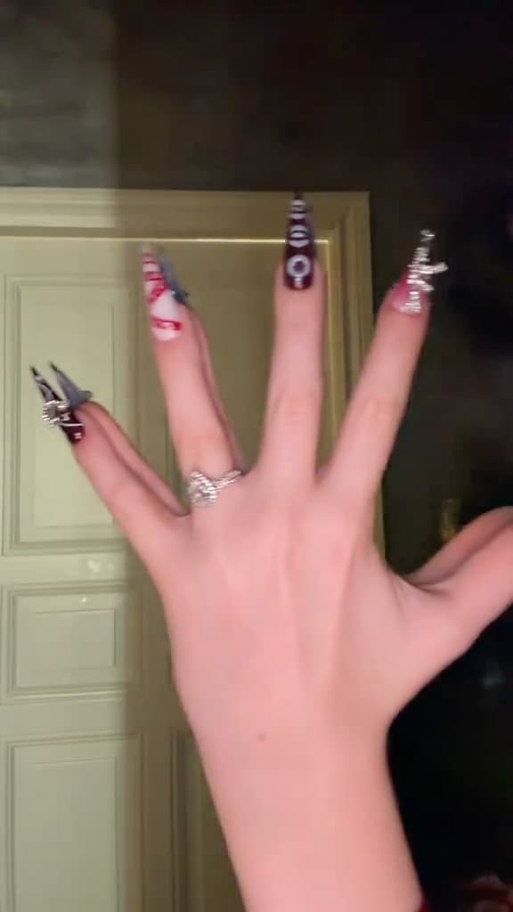 Poster for A new way to showcase nail art